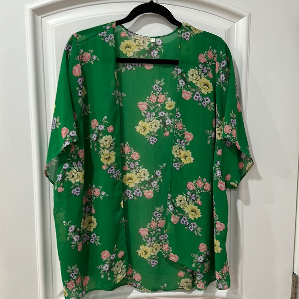 Heart ❤️ Hips flower printed chiffon cardigan size XL
